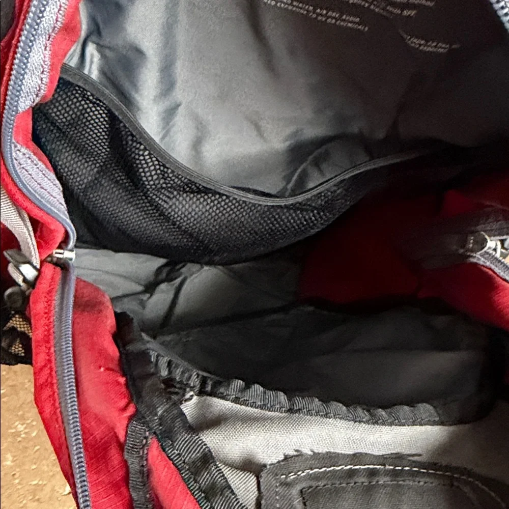 REI Trail 25 Adventure Red and Gray Hiking Backpack - Picture 9 of 11